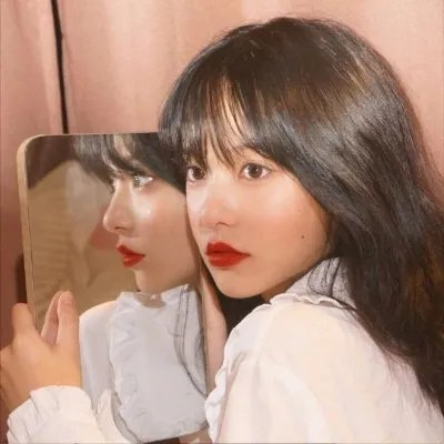 港口的日本姑娘